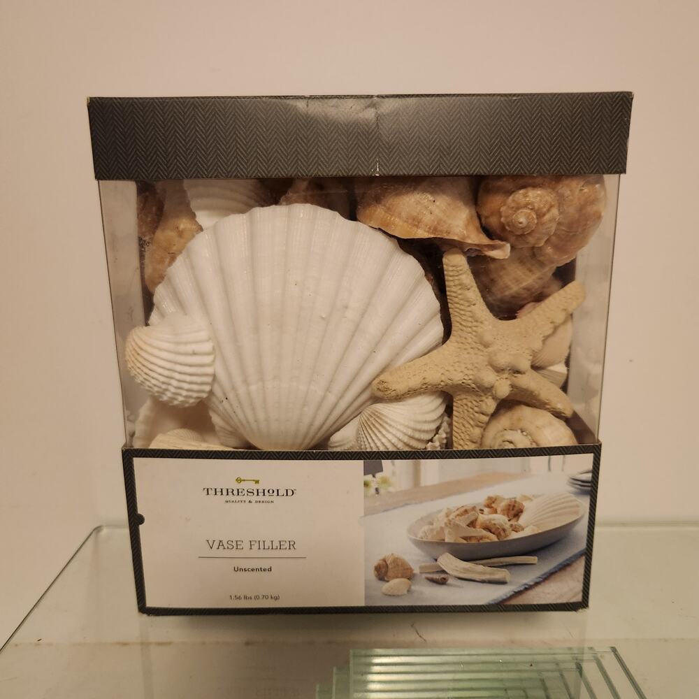 NIB Threshold Assorted Seashell Starfish Decorations
